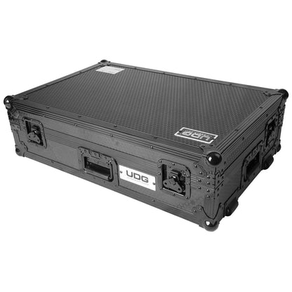UDG Ultimate Flight Case XDJ-AZ Black Plus U91105BL – Flight Case DJ avec Roulettes – Noir – Neuf